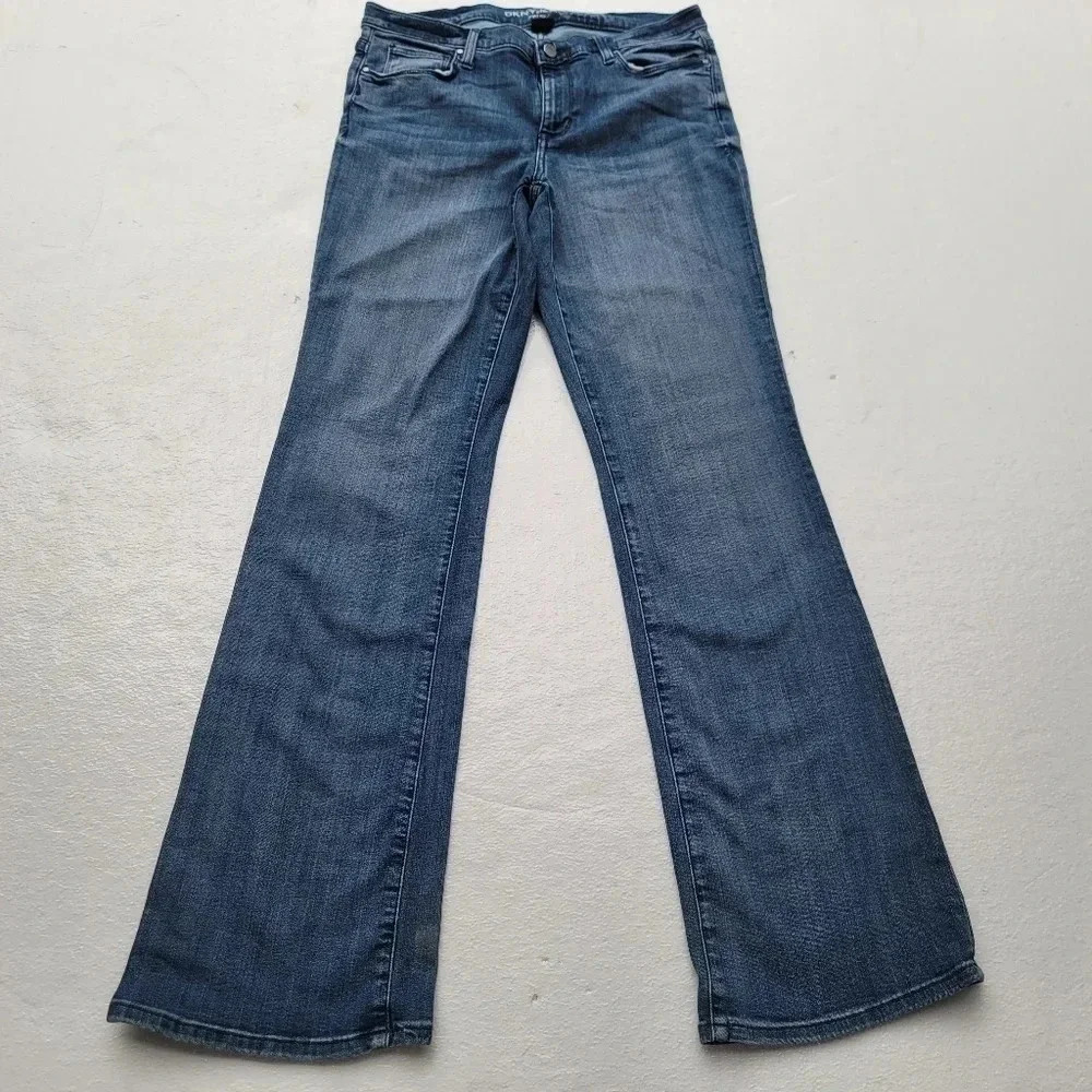 DKNY Jeans Soho Boot Women's 8 Blue Faded Whisker Medium Wash Mid Rise 5-Pocket